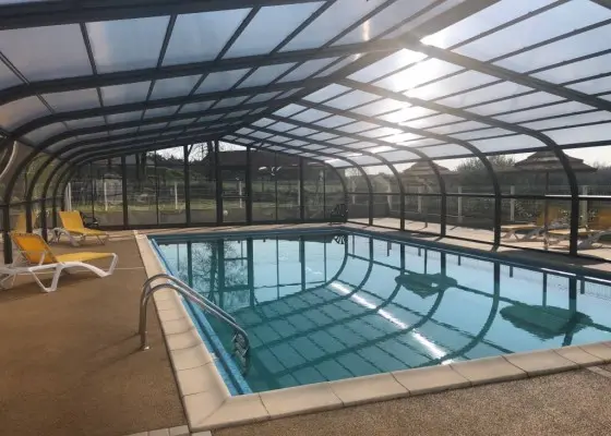 Résidents propriétaires profitant d’un espace de détente au parc senior Les Portes de Saint Gilles